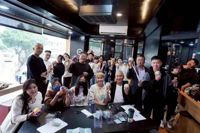 育！智闯魔球开启“玩中学”新潮流新葡京娱乐城中国智慧重塑数学教(图3)