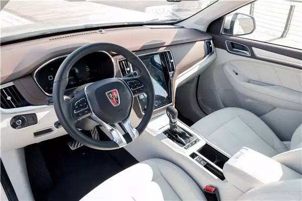 空调荣威eRX5就领先燃油车途观N个车身新葡京娱乐城这热天就不说牌照了仅远程遥控(图20)