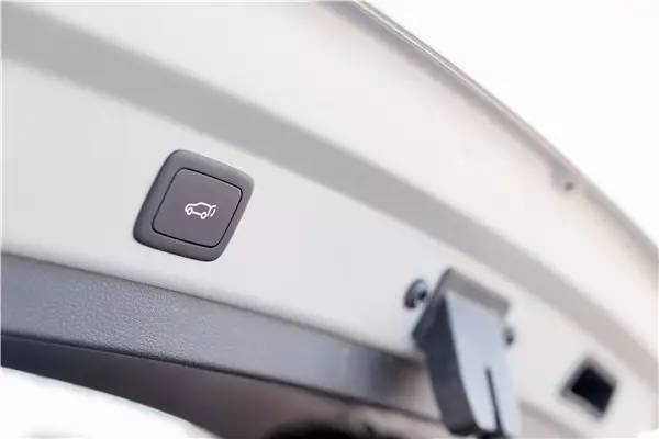 空调荣威eRX5就领先燃油车途观N个车身新葡京娱乐城这热天就不说牌照了仅远程遥控(图23) 空调荣威eRX5就领先燃油车途观N个车身新葡京娱乐城这热天就不说牌照了仅远程遥控(图23)