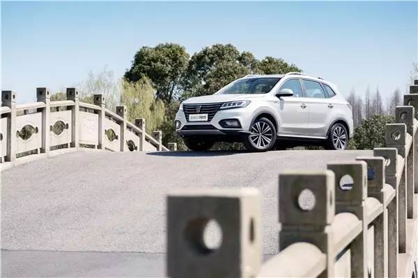 空调荣威eRX5就领先燃油车途观N个车身新葡京娱乐城这热天就不说牌照了仅远程遥控(图25) 空调荣威eRX5就领先燃油车途观N个车身新葡京娱乐城这热天就不说牌照了仅远程遥控(图25)