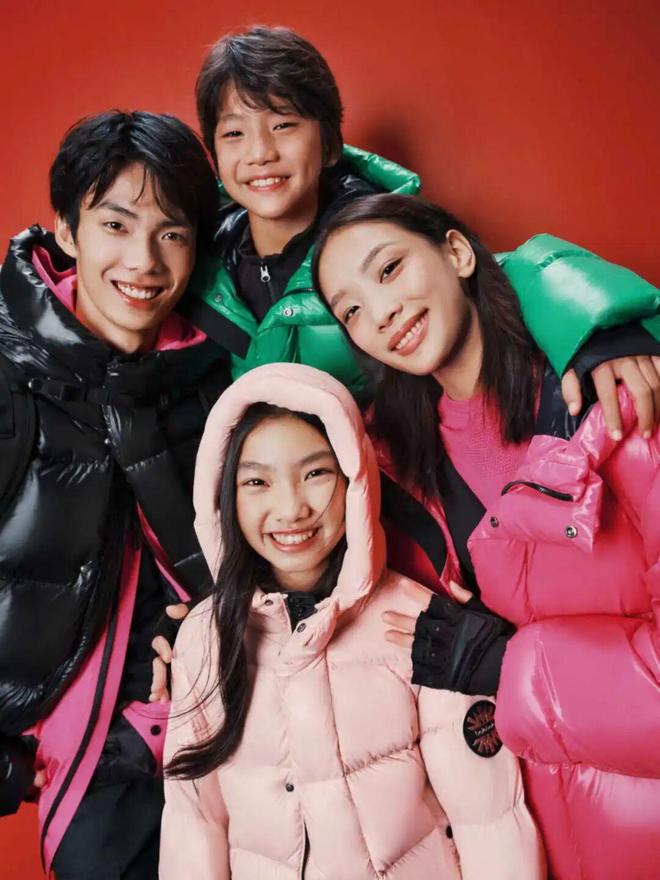 !巴拉巴拉在上海造了一座玩具屋!新葡京娱乐城这件羽绒服会“长大”(图22) !巴拉巴拉在上海造了一座玩具屋!新葡京娱乐城这件羽绒服会“长大”(图22)